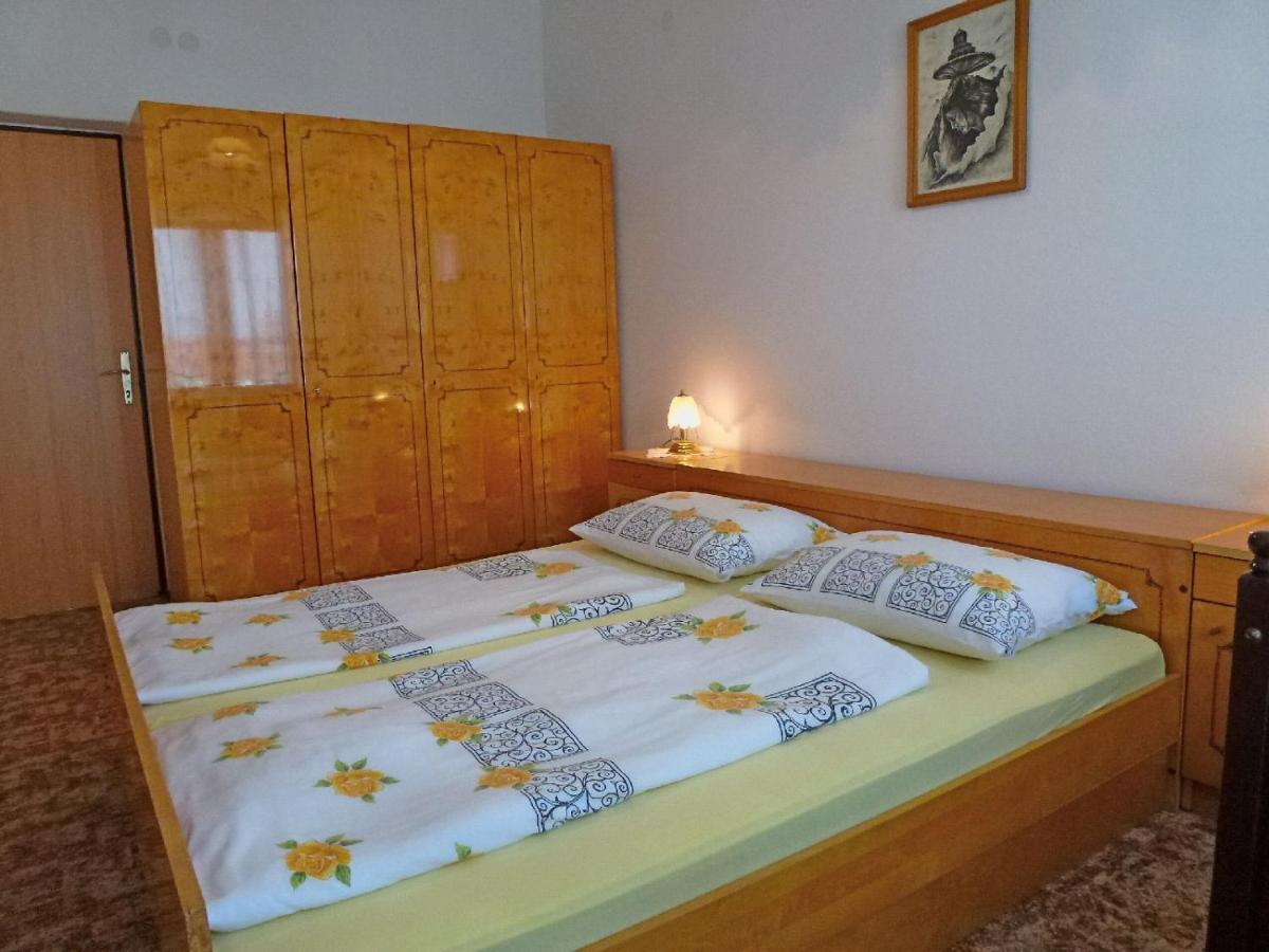 Apartment Milica Njivice Luaran gambar